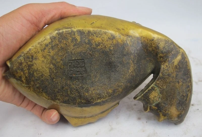 Китайская народная фэншуй Классическая Бронзовая медная рыба карп Курильница 0518