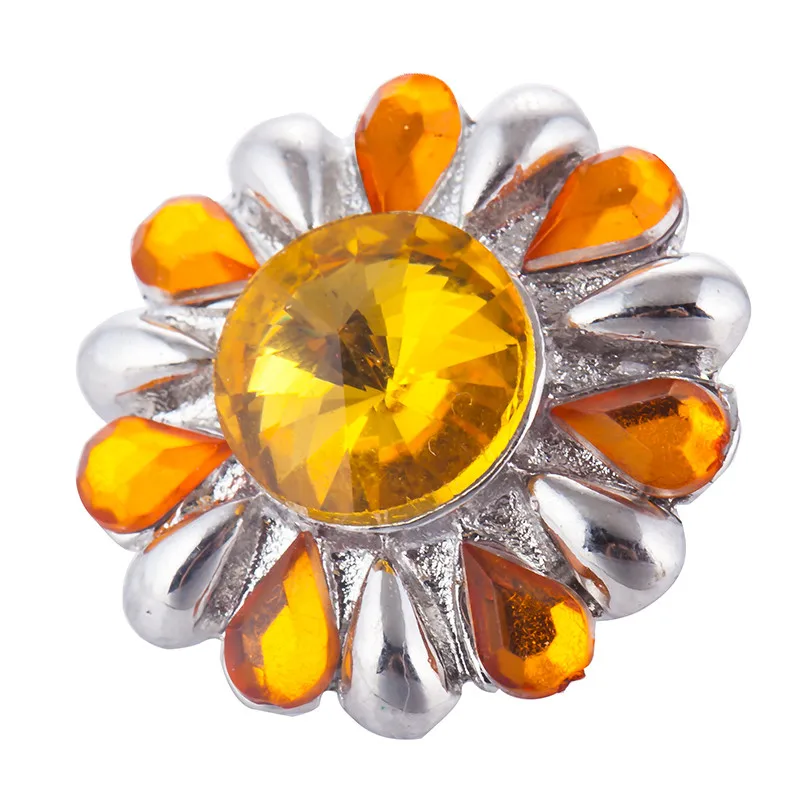 Удачи цветок Новые оснастки ювелирные изделия 18 мм очаровательные кнопки