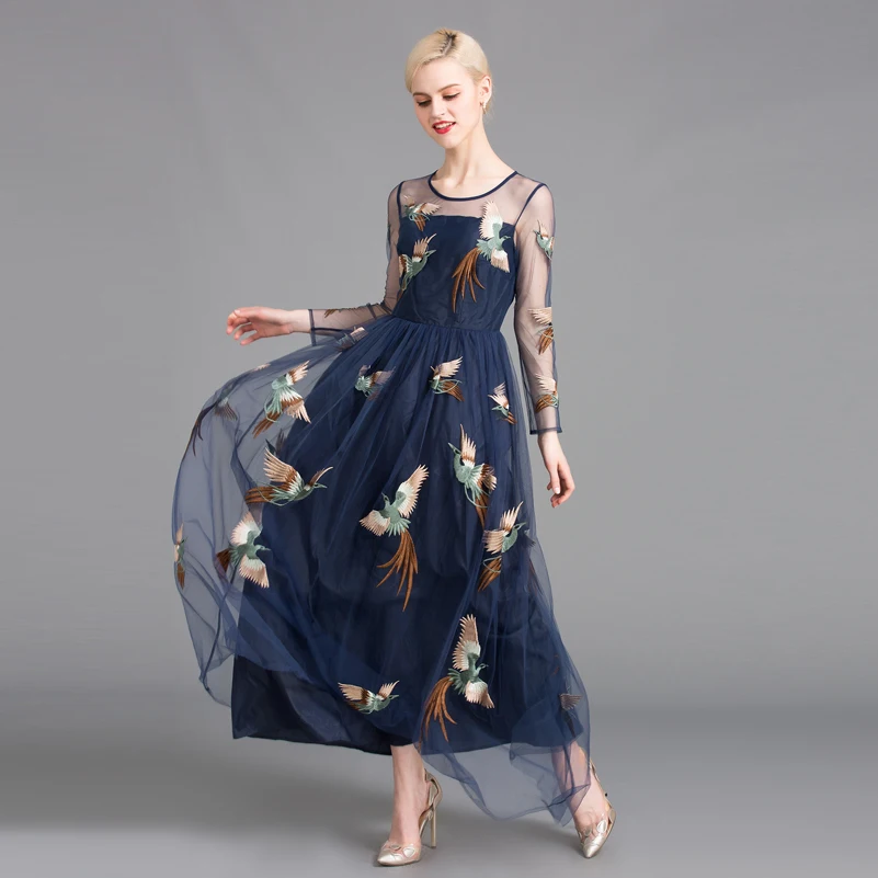 Женское длинное платье с вышивкой летнее макси из сетчатой пряжи в виде птиц