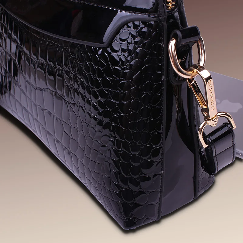 Женские сумки из лакированной кожи универсальные через плечо аллигатора женская