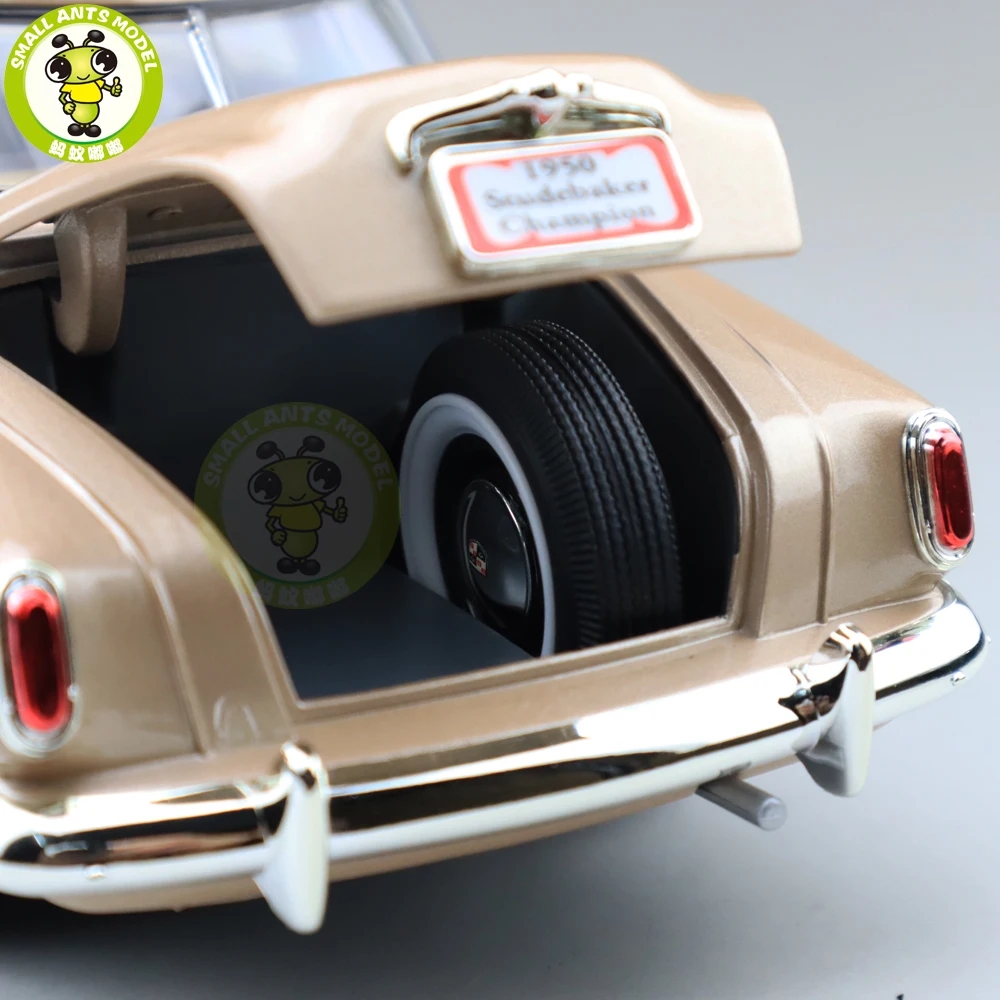 1/18 1950 STUDEBAKER Чемпион дорога Подпись литья под давлением Модель автомобиля игрушки мальчики девочки подарок