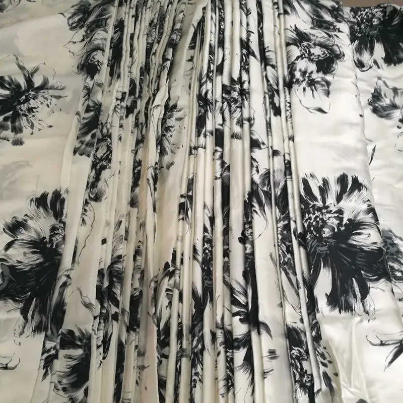 

Free Shipping 100% Mulberry Silk Fabric New Style Charmuse Silk For Bedding Dress Scarf Pillowcase ls0114-5