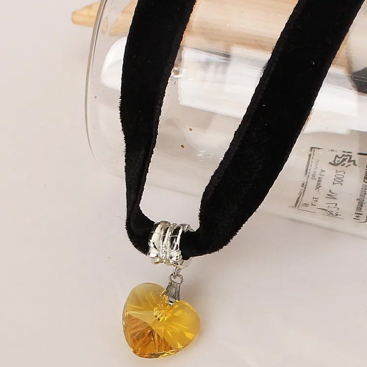 Ожерелье черного персикового цвета с кулоном в форме сердца европейский и