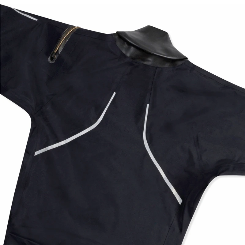 Рисунок 2 - Мужской черный сухой костюм со