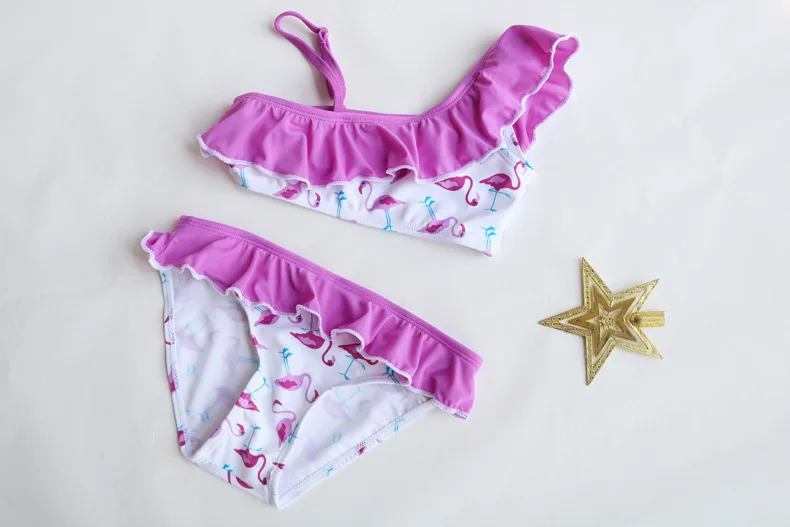 Женский купальный костюм на одно плечо бикини с оборками и мультипликационным