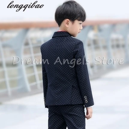 Голубой (пиджак+жилетка+ брюки+рубашка+ бабочка галстук) костюм для мальчика