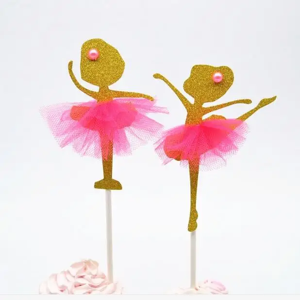 Золотое блестящее платье принцессы нарядное для торта с изображением кексов