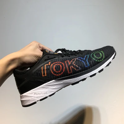White and Black Новое поступление Аутентичные ASICS DynaFlyte 2 мужские устойчивые кроссовки ASICS спортивная обувь кроссовки - Цвет: White and Black