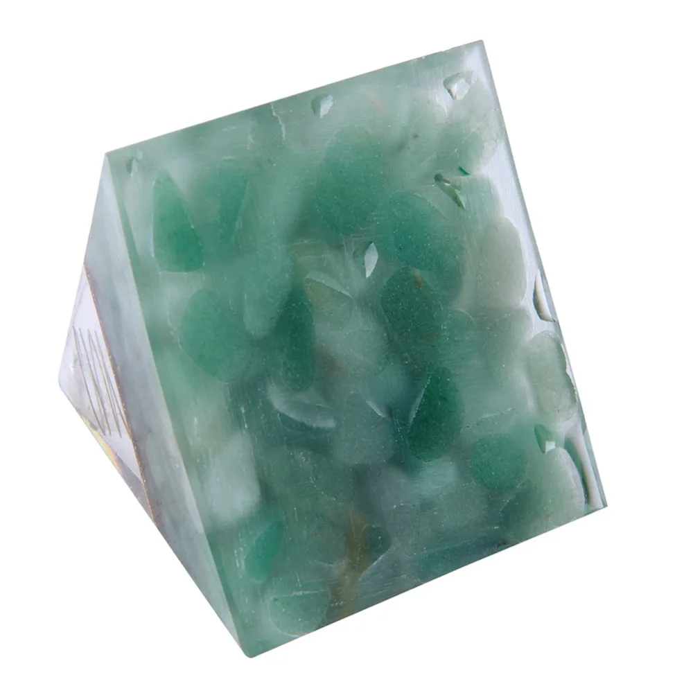 60 мм натуральный зеленый авантюрин опущенные камни пирамида оргона Хрустальный