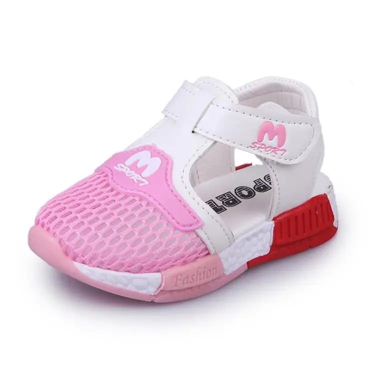 Kkabbyii весна новые летние Модная обувь в Корейском стиле для мальчиков и девочек, сандалии с открытыми пальцами с глубоким вырезом, сеточной подкладкой; дышащие пляжные сандалии для детей