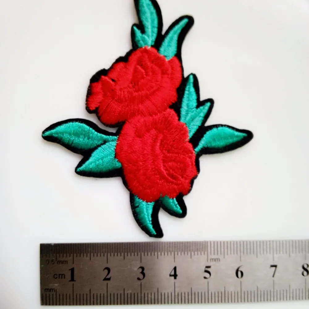 20 шт маленькие красные зеленые цветочные нашивки вышитые утюжок на/пришить