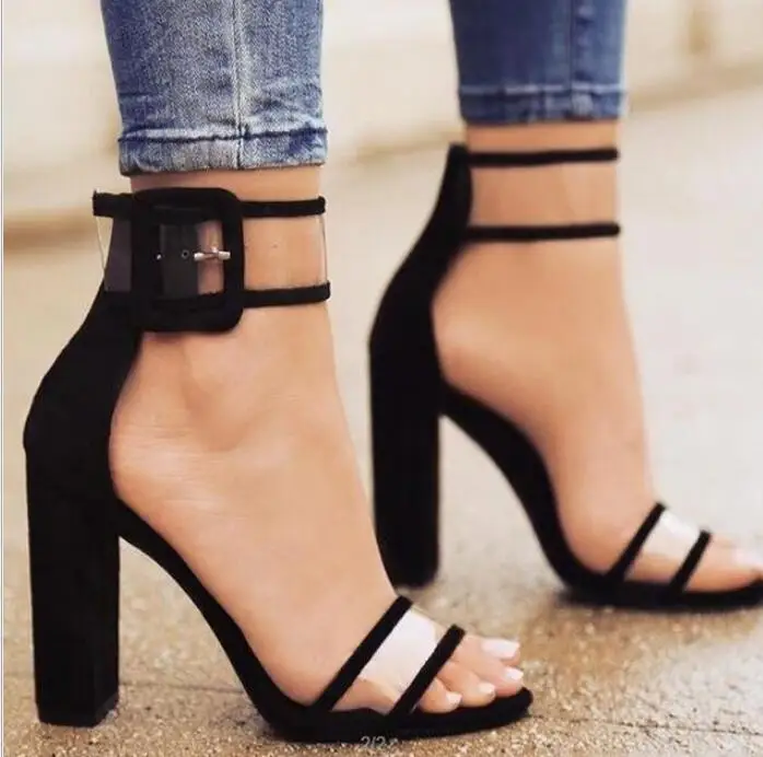 Женские босоножки в стиле знаменитостей простые Стильные пикантные из ПВХ со