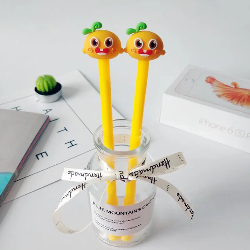 1pc random Милые гелевые кавайные ручки с героями мультфильмов, крутые ручки из канцелярского материала, эсколярная углеродная ручка для студентов, офисные школьные принадлежности, канцелярские принадлежности - Цвет: 1pc random