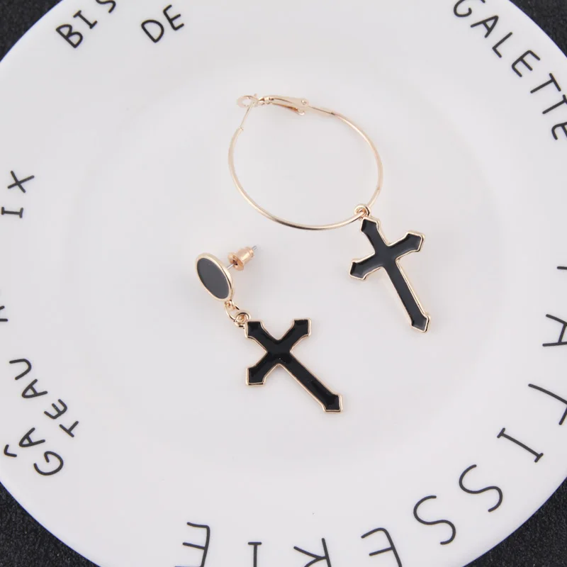 

Fashion Black Cross Asymmetric Earrings for Women Long Irregular Punk Hiphop Drop Dangle Earrings Gift Jewelry Wholesale 5A3015