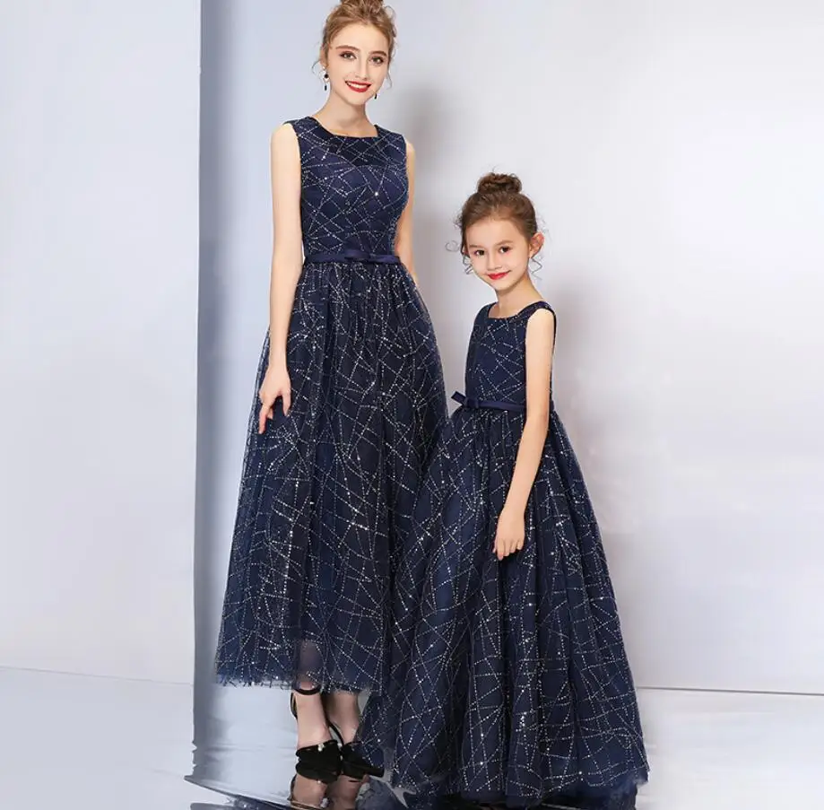 Кружевное платье принцессы для девочек свадебное мамы и дочки костюмы дня