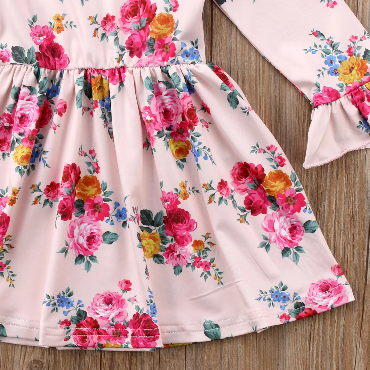 Детская одежда для девочек весеннее милое платье маленьких розовое с цветочным