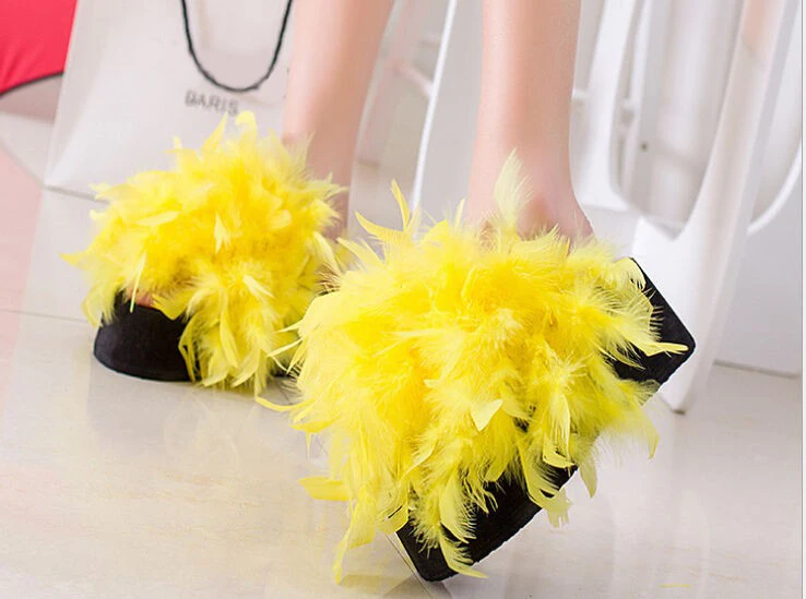 Шлепанцы женские с перьями сандалии на платформе танкетка летняя обувь|slipper