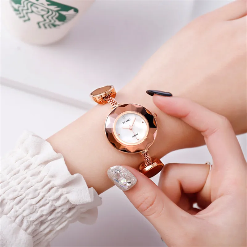 

SKMEI Luxury Quartz Women Watch Creative Crystal Ladies Watches 3Bar Waterproof Stainless Steel Strap Wristwatch Reloj Mujer1406