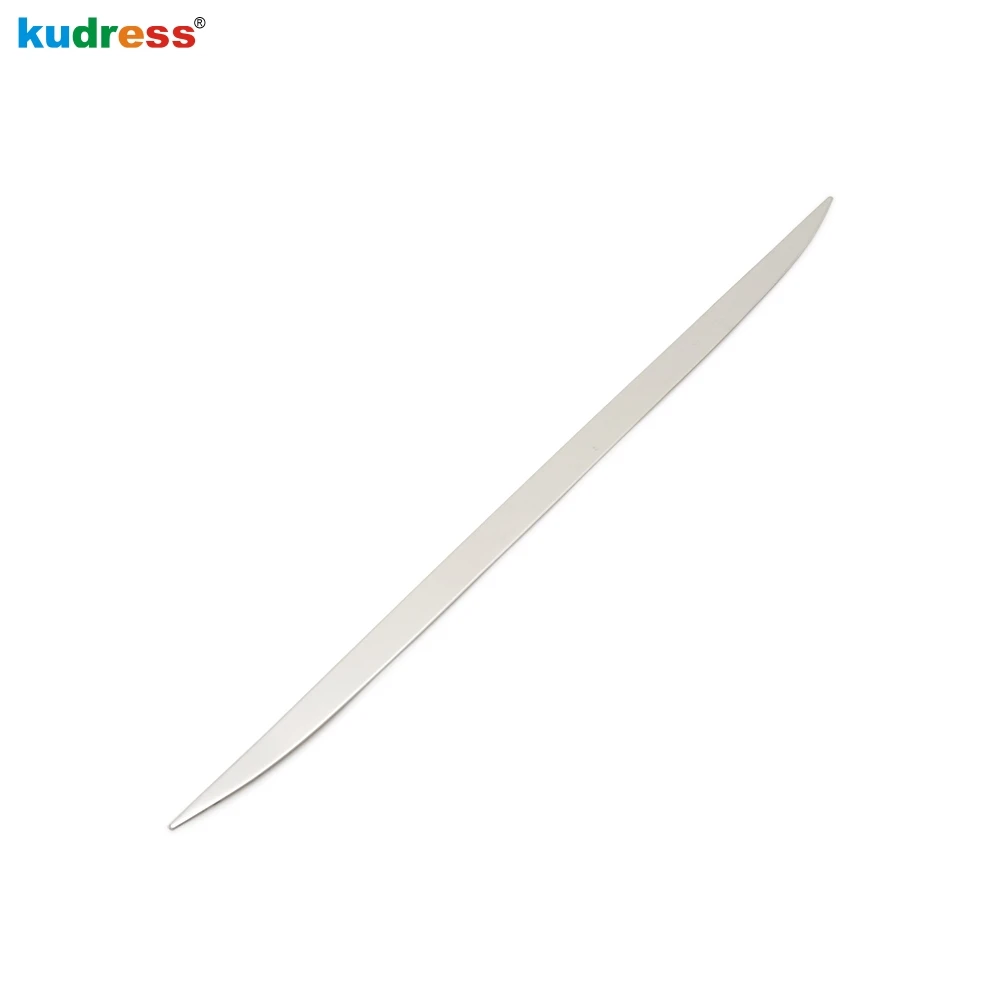 Накладка на заднюю крышку багажника из нержавеющей стали для MAZDA 3 AXELA 2014 2015|trim