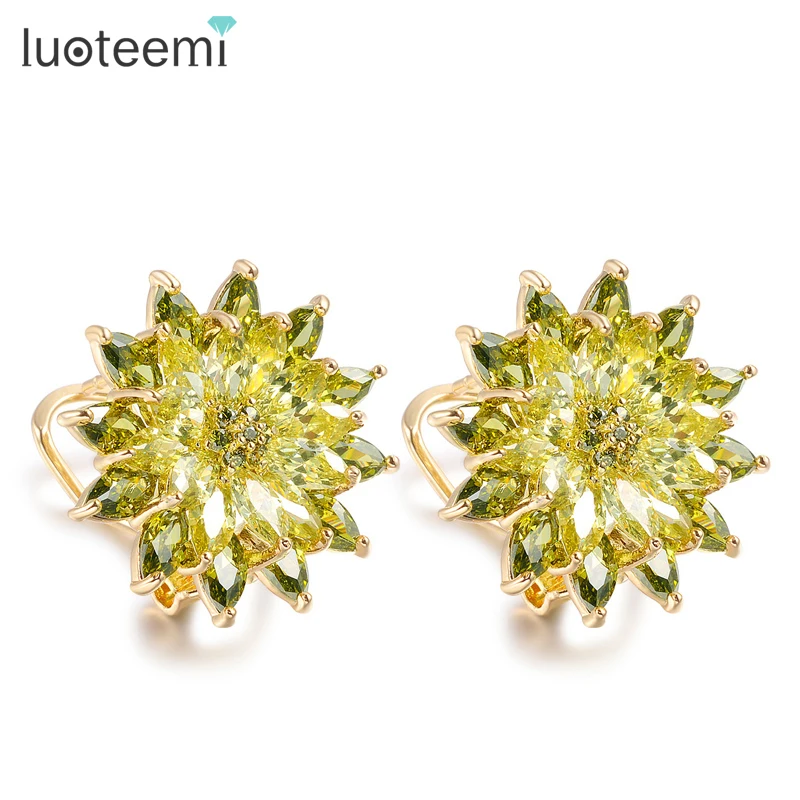 

Luoteemi Новый уникальный Champagne Gold-Цвет Роскошные AAA яркий кубический циркон Серьги-гвоздики цветок Свадебные для Для женщин ювелирные изделия