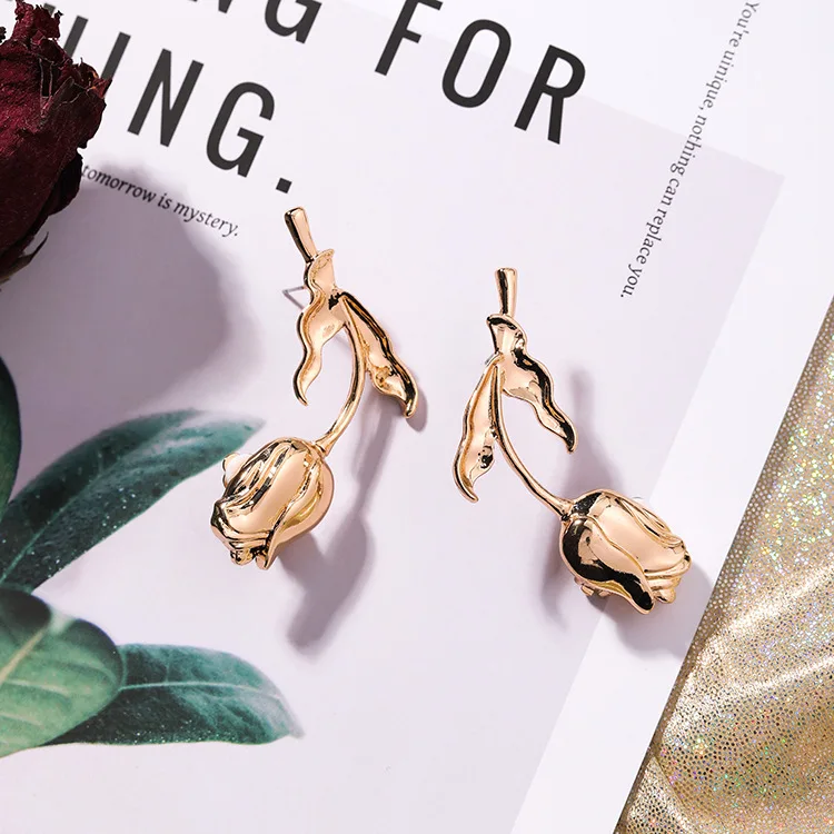 Романтические Модные Винтажные серьги гвоздики золотистого цвета из сплава в