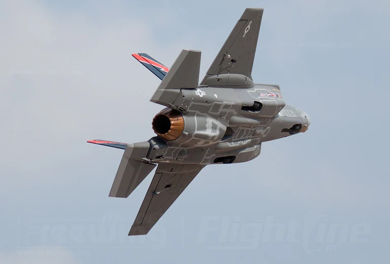 Модель радиоуправляемого самолета Freewing F 35 lightning 70 мм V3 новая версия в 2019 году RTF