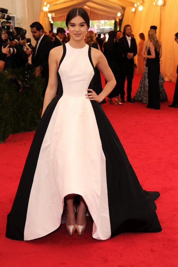 Уникальный дизайн ассиметричное вечернее платье-трапеция с длинным шлейфом для