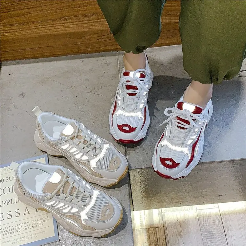 

2019 New High Quality Low-top Women's Sneakers High Heeled Reflective Single Female Dad Shoes Muffin Bottom Designer Shoes