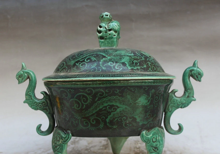 Китайский зеленый фарфор 3 ноги голова зверя Дракон ручка ладана горелки