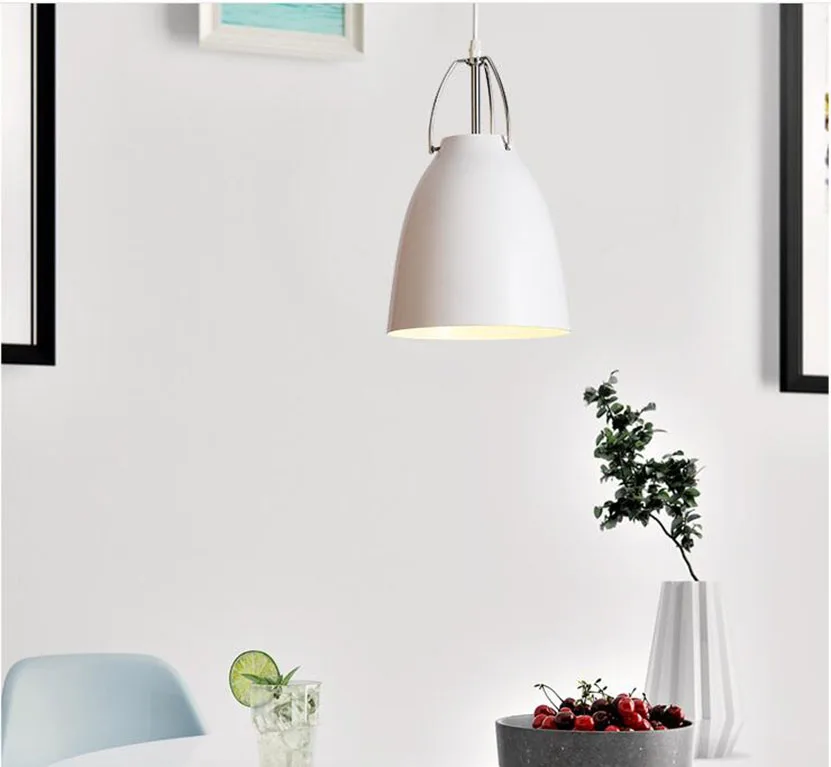 

LOFT Black white Creative Lights Bar coffee shop Simple Scandinavian Creative Personality Black Bedroom Small Candelier Gold