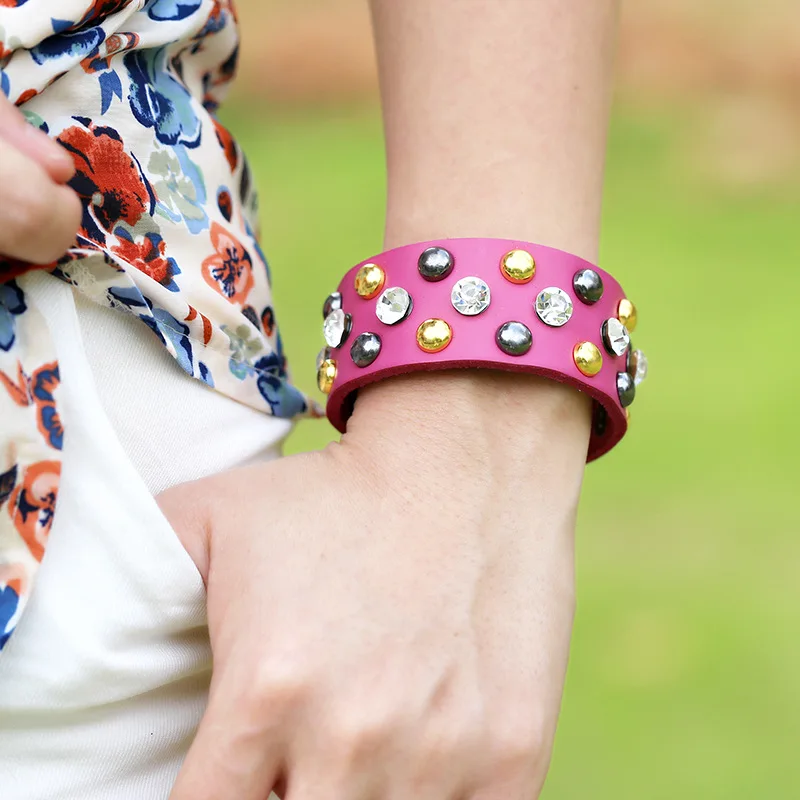 

dankaishi Geniune Leather Bangles & Bracelets Metal Beads Paved Full Rhinestone Crystal Simple Style Punk Jewelry Men Women