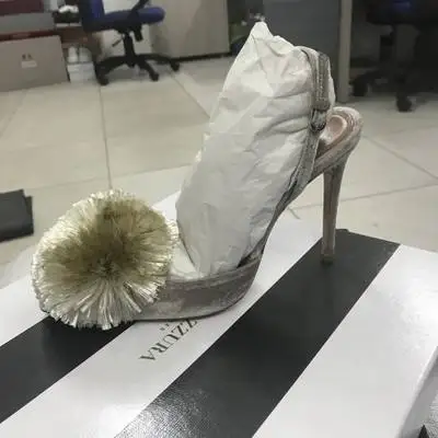 Gray High Heel Известный Дизайн; модельные туфли на высоком каблуке-шпильке с помпонами и меховыми помпонами; женские туфли-лодочки; босоножки для свадебной вечеринки; Лидер продаж - Цвет: Gray High Heel