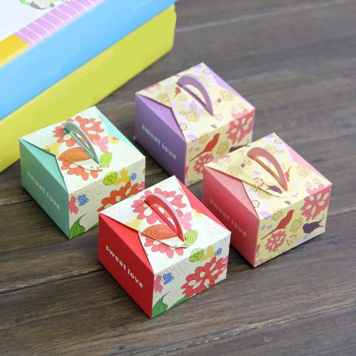 Подарочная коробка для конфет шоколада посылка на день рождения свадьбу