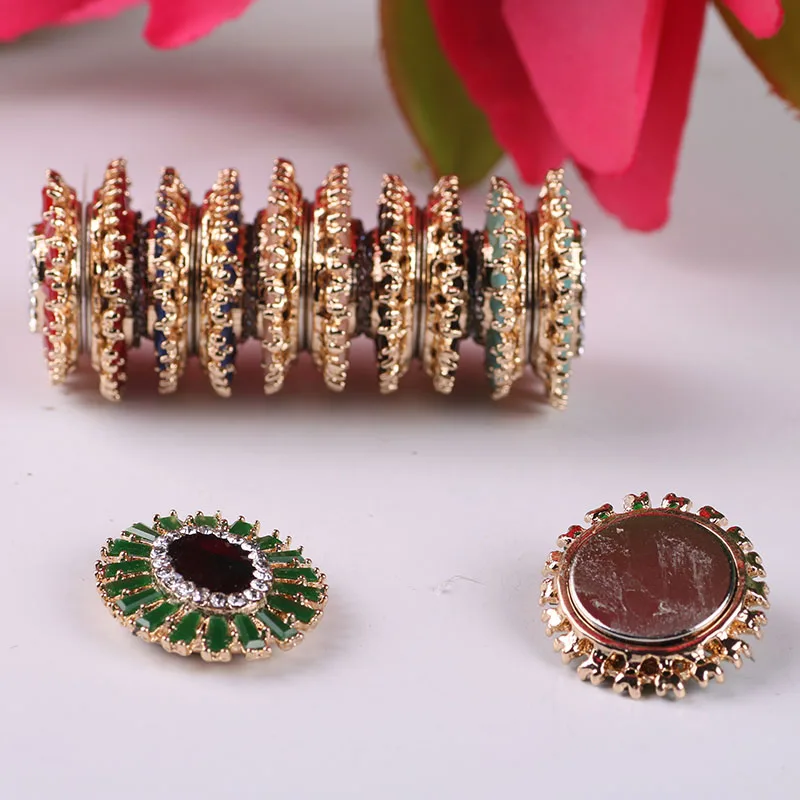 

Multi Color zircon Square Sequins Muslim Headscarf Abaya Khimar Magnetic Hijab Scarf Magnet Pin
