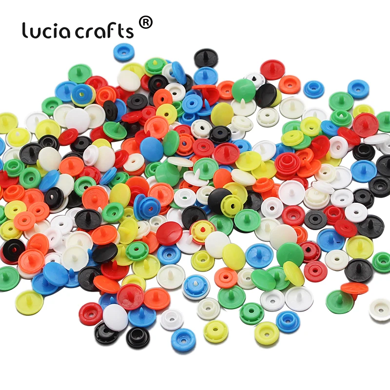 Lucia crafts 100 компл./лот 1,2 см Мульти параметр Пластик кнопки для одежды сумка-папка темная Пряжка DIY аксессуары для ногтей E0523
