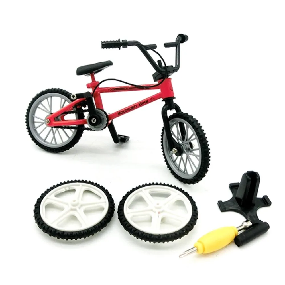 Мини палец велосипед Флик с всадниками случайный цвет Finger Bikes игрушки BMX Модель