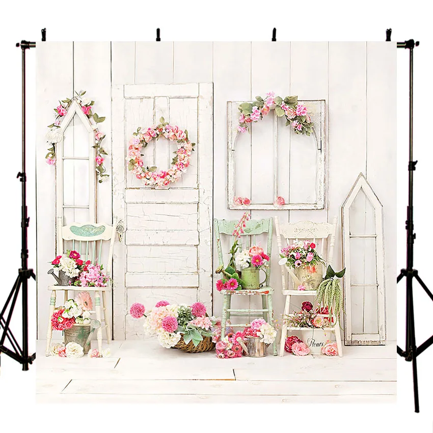 Фотофон дети балкон яркие цветы венок корзина стулья деревянная стена фон для