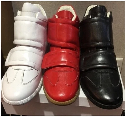 Мужские высокие кроссовки красные черные белые модные мужские в европейском