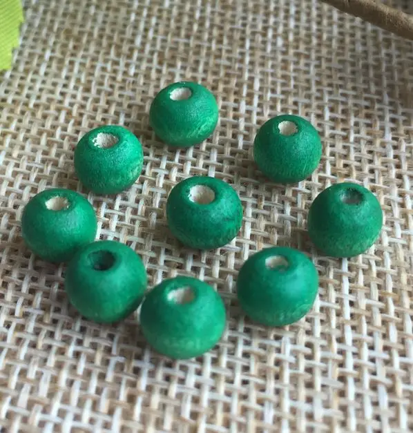 Бусины деревянные с ароматом розы 6 х7 мм парфюмированные четки зеленого цвета