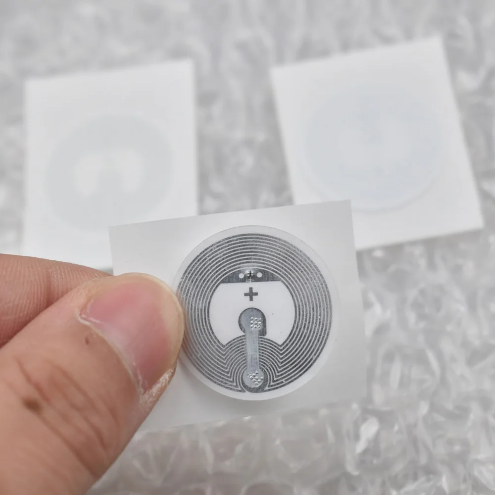2 шт./лот 25 мм круглая Epaper RFID наклейка 13,56 МГц ISO14443A NTAG215 NFC Наклейка для всех телефонов с поддержкой NFC