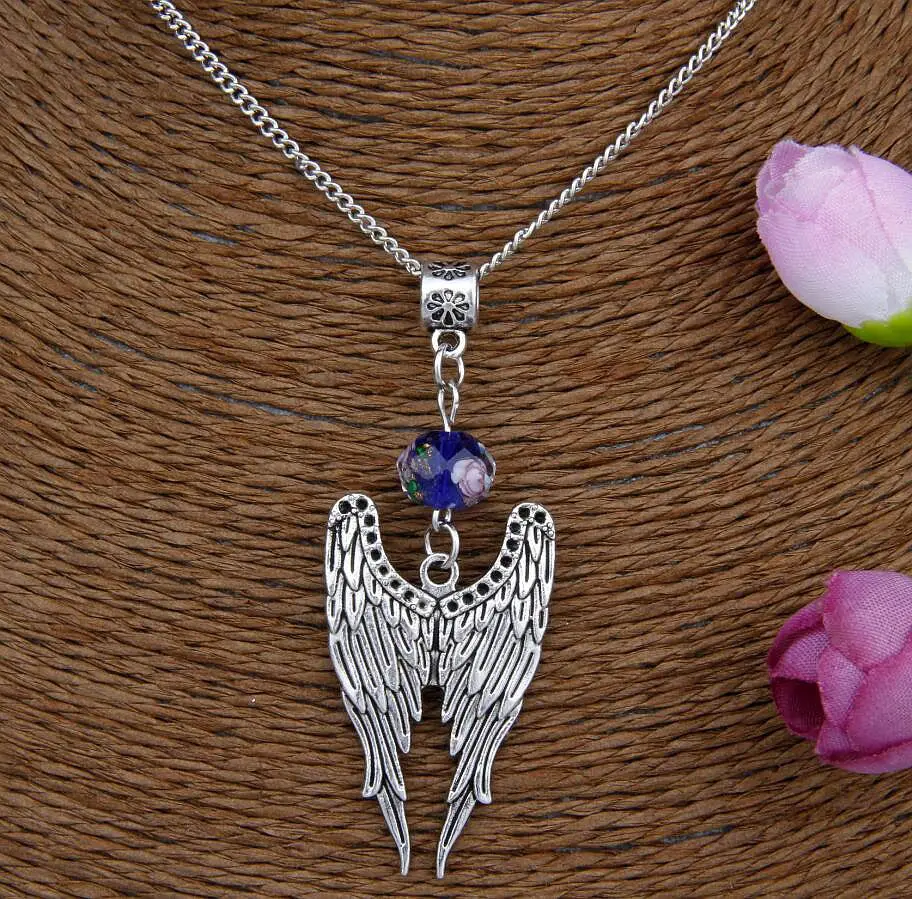 10 шт. цинковый сплав покрытие серебряное крыло и стеклянный цветок подвеска с