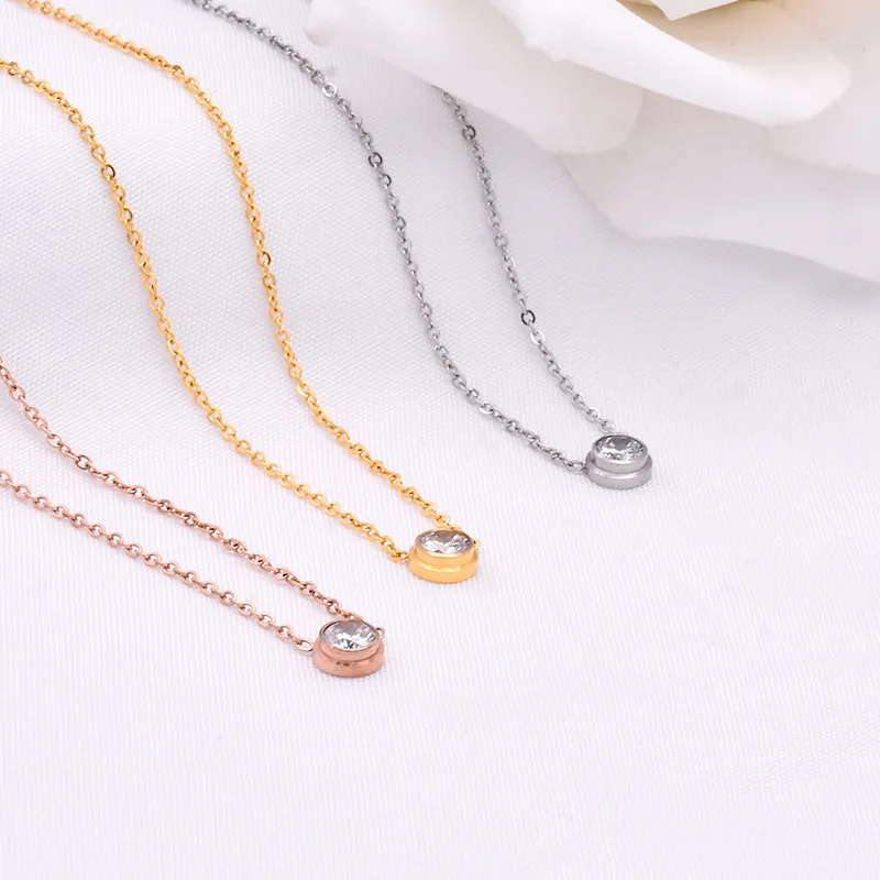 Цепочка с кулоном из нержавеющей стали фианитом серебристого и золотистого