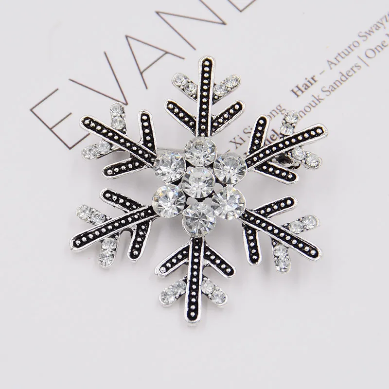 Рождественская елка брошь со стразами колокольчики в виде снежинок