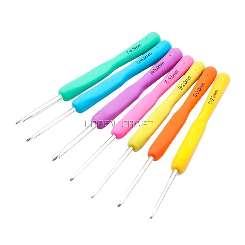 

2019 Rainbow Color crochet hooks knitting needles Set Fashion Soft Needles For Knitting Hand-knitted Needles Crochet Hooks
