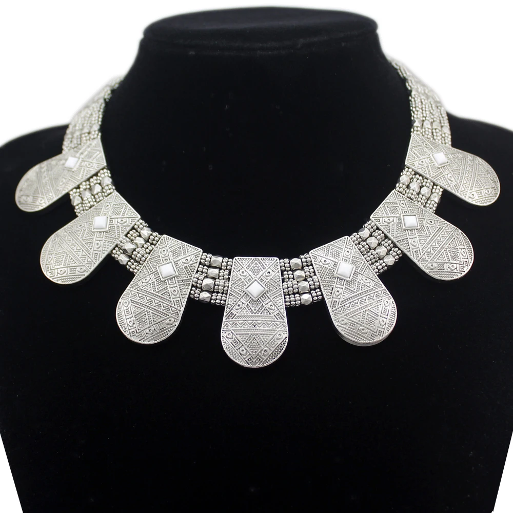 Цепочка чокер женская с бусинами винтажное ожерелье плетением Клеопатра