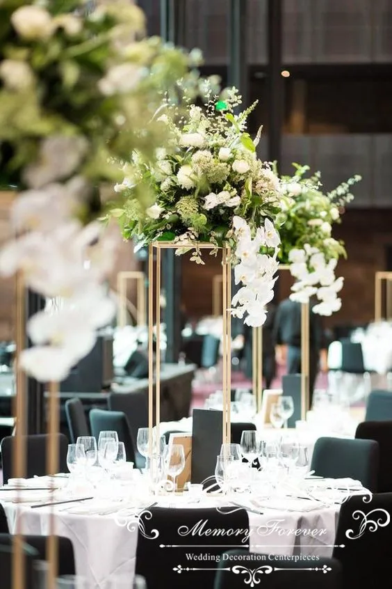 

Rectangle Stand Metal Geometric Vase Metal Frame Tall Flower Vase Four Rod Stand for Wedding Table Decoration Centerpiece