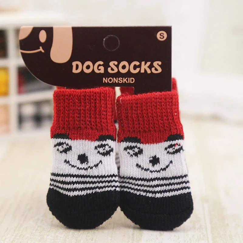 The new 4 pcs / lot = 1 sets Cartoon Socks for dog safe Pet Dog Doggy Shoes Lovely Soft Warm Knitted dogs |