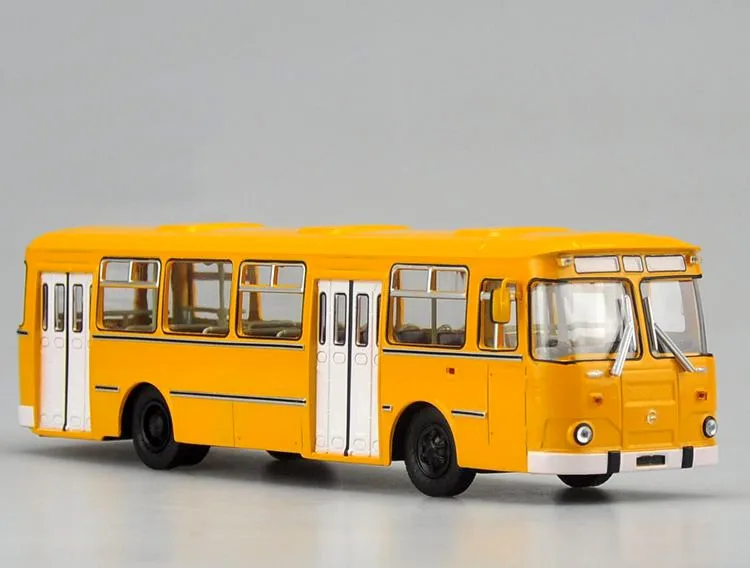 Специальное предложение 1:43 русский автобус 677-м из сплава модель автобуса коллекции