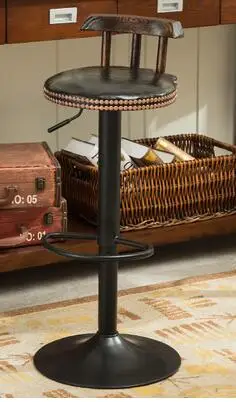 Стул из натурального дерева барный стул кованого железа. Подъемный стул. Поворот.