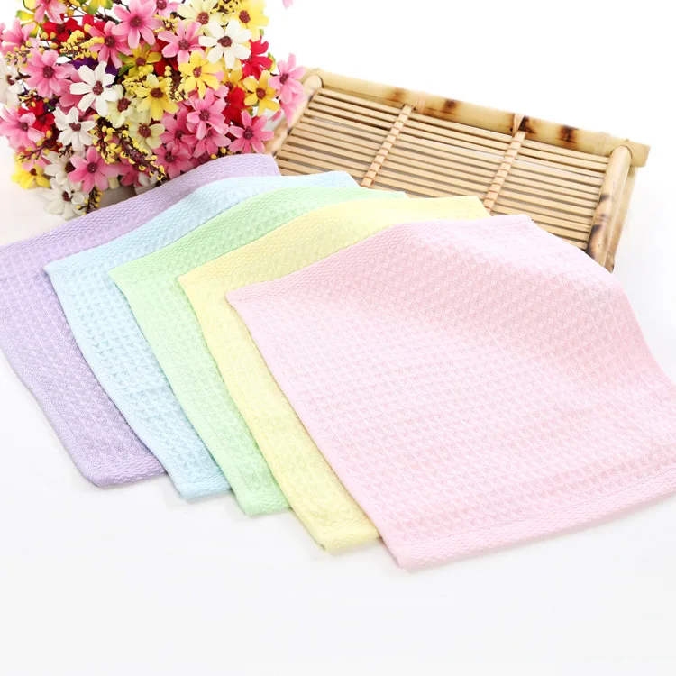 Маленькое квадратное полотенце из бамбукового волокна с Сотами угля для мытья